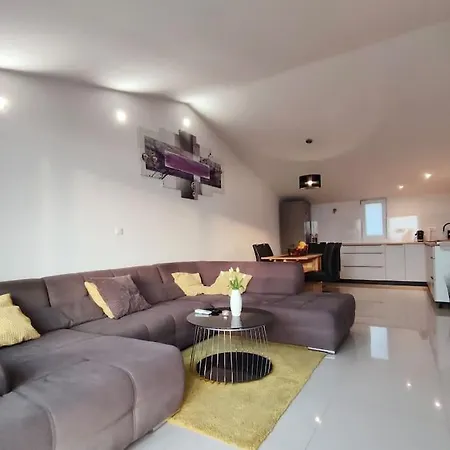 Apartman A Friendly Adventure Apartamento Podstrana